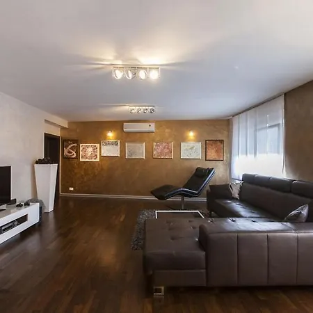 Pina Villa